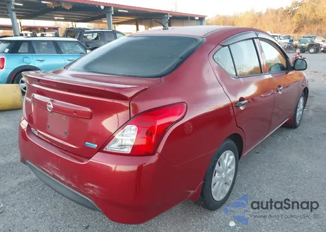 2015 Nissan Versa 1.6 S+ из США, поврежденный, VIN 3N1CN7AP9FL952481